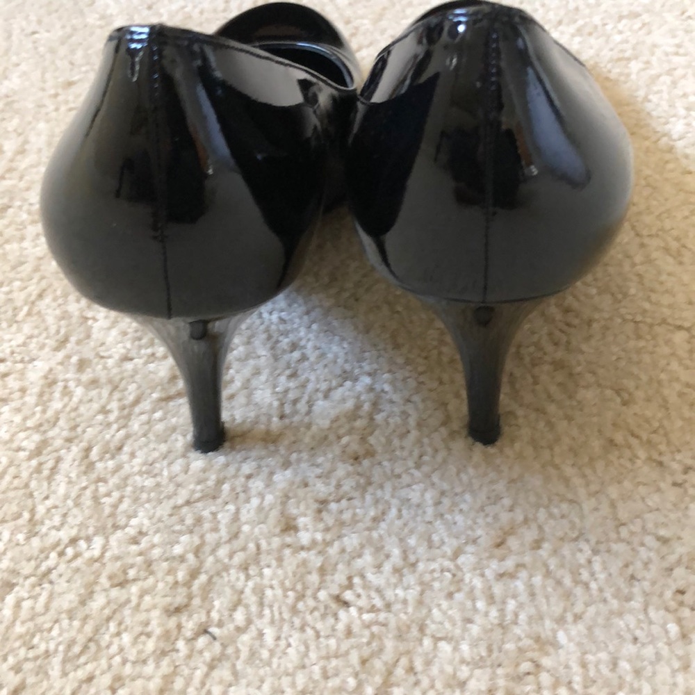 Stuart Weitzman Pumps - image 5